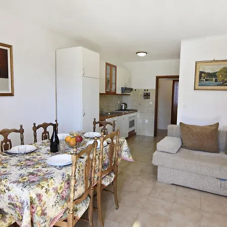 Peaceful With Bbq And Parking Apartamento *